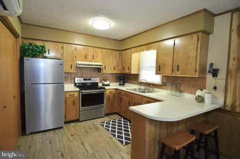 Kitchen - 31035 Carioca Rd, Delmar, MD 21875 photo 2 of 3