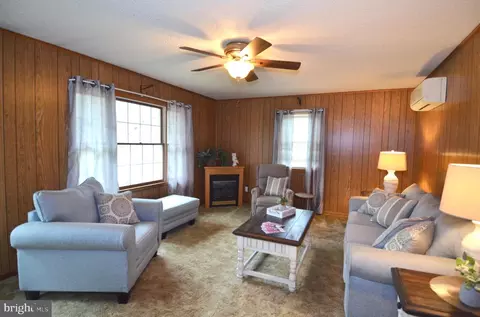 Living - 31035 Carioca Rd, Delmar, MD 21875 photo 2 of 4