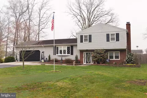 8231 Arden Dr, Salisbury, MD 21804