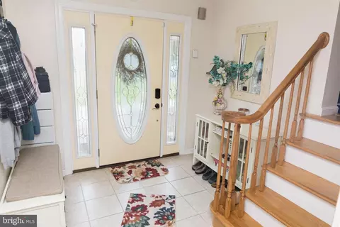 Entry Way - 8231 Arden Dr, Salisbury, MD 21804 photo 1 of 2