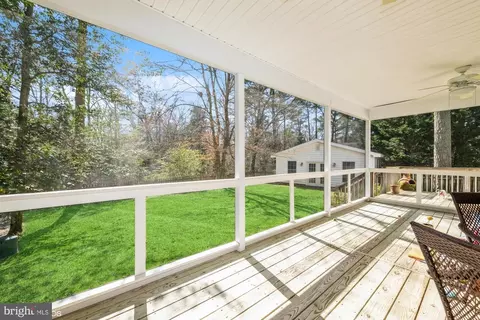 Exterior - 5226 Dove Point Ln, Fruitland, MD 21826 photo 7 of 10