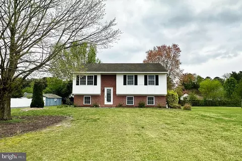 27213 Crooked Oak Ln, Hebron, MD 21830