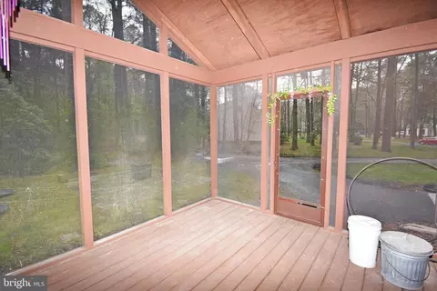 Exterior - 30430 W Rustic Dr, Salisbury, MD 21804 photo 10 of 15