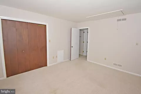 Bedroom - 30430 W Rustic Dr, Salisbury, MD 21804 photo 7 of 10