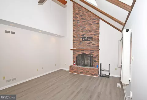 Living - 30430 W Rustic Dr, Salisbury, MD 21804 photo 3 of 5