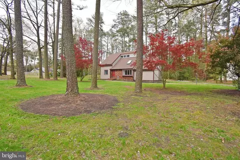 Exterior - 30430 W Rustic Dr, Salisbury, MD 21804 photo 5 of 15