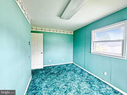 Bedroom - 1412 Mount Hermon Rd, Salisbury, MD 21804 photo 8 of 9