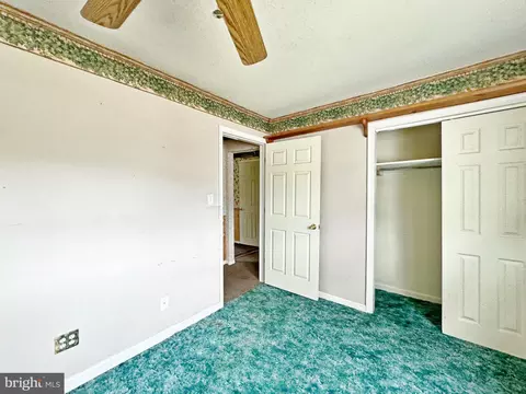 Bedroom - 1412 Mount Hermon Rd, Salisbury, MD 21804 photo 5 of 9