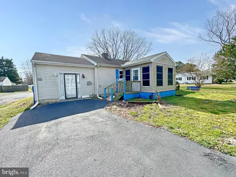 Exterior - 1412 Mount Hermon Rd, Salisbury, MD 21804 photo 2 of 7