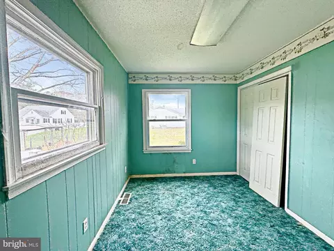 Bedroom - 1412 Mount Hermon Rd, Salisbury, MD 21804 photo 7 of 9