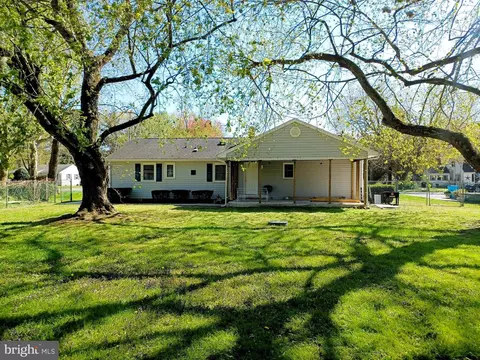 Exterior - 125 Johnson Dr, Salisbury, MD 21804 photo 6 of 8
