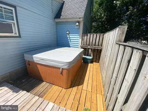 Exterior - 5689 Spinnaker Dr, Salisbury, MD 21801 photo 10 of 30