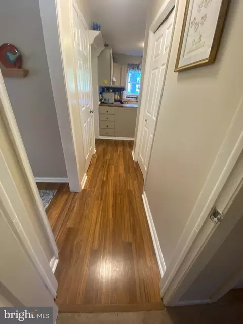 Entry Way - 5689 Spinnaker Dr, Salisbury, MD 21801 photo 2 of 8