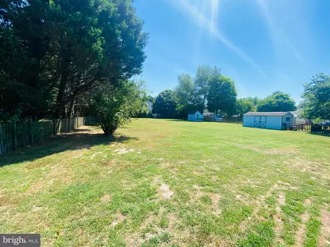 Exterior - 5689 Spinnaker Dr, Salisbury, MD 21801 photo 20 of 30