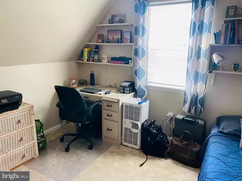 Bedroom - 5689 Spinnaker Dr, Salisbury, MD 21801 photo 10 of 12