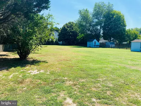 Exterior - 5689 Spinnaker Dr, Salisbury, MD 21801 photo 19 of 30