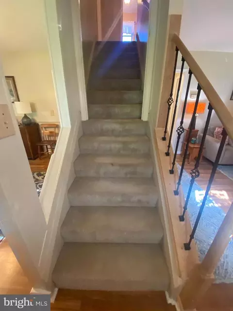 Entry Way - 5689 Spinnaker Dr, Salisbury, MD 21801 photo 4 of 8