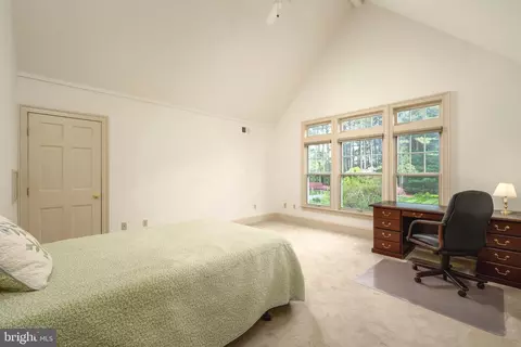 Bedroom - 5285 James Landing Rd, Salisbury, MD 21801 photo 4 of 5