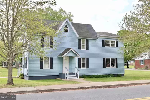 401 Main St, Hebron, MD 21830