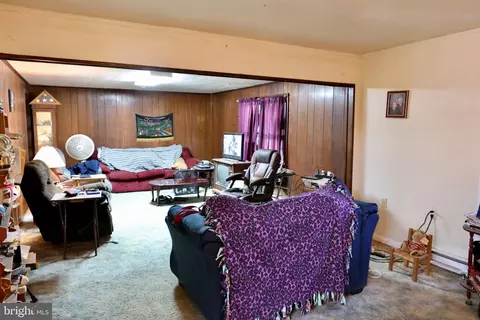 401 Main St, Hebron, MD 21830 photo 12