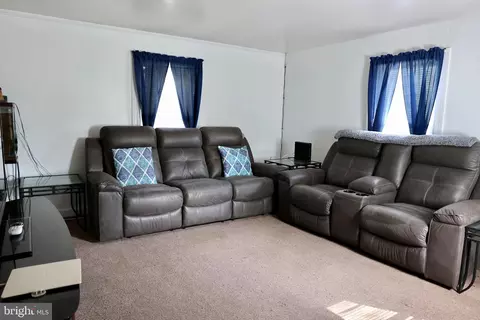 401 Main St, Hebron, MD 21830 photo 3