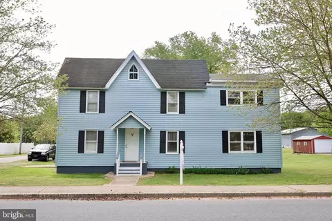 401 Main St, Hebron, MD 21830 photo 2
