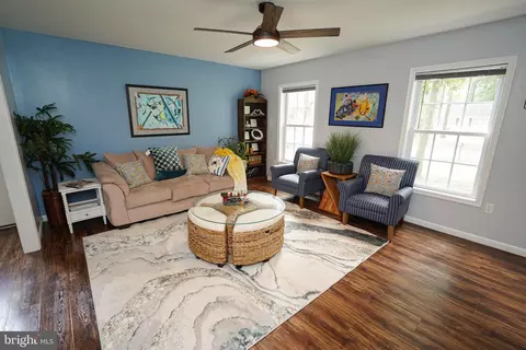 103 Barbara Ave, Hebron, MD 21830 photo 3