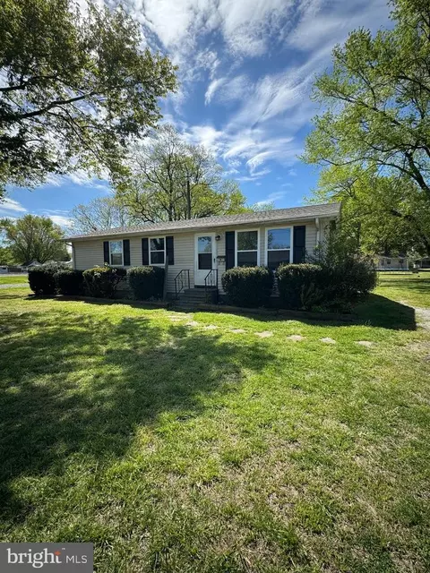 6 W Chestnut St, Delmar, MD 21875 photo 2