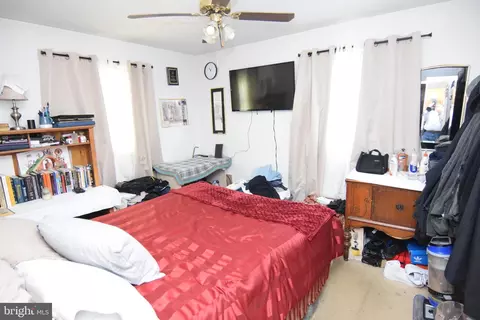 Bedroom - 202 Poplar St, Delmar, MD 21875 photo 2 of 2
