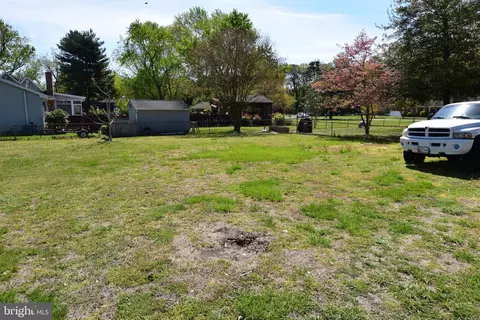 Exterior - 202 Poplar St, Delmar, MD 21875 photo 6 of 9