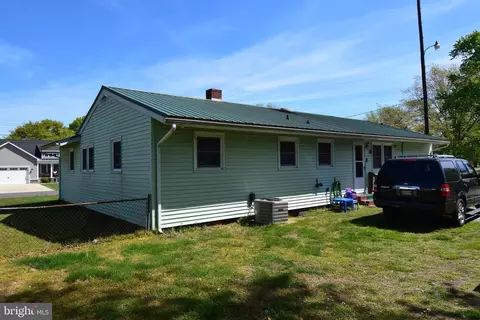 Exterior - 202 Poplar St, Delmar, MD 21875 photo 8 of 9