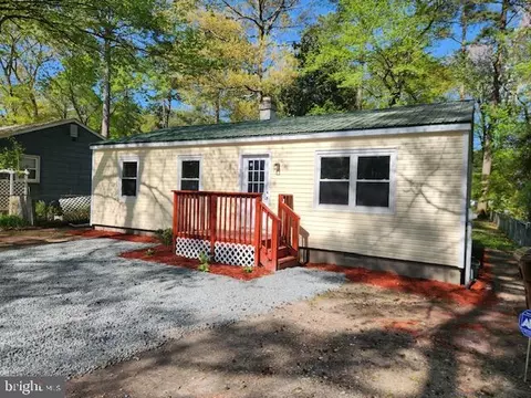 405 Sheldon Ave, Fruitland, MD 21826