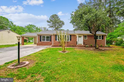 306 Brewington Dr, Salisbury, MD 21801