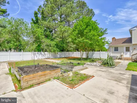 Exterior - 27197 Pinebrook Ter, Hebron, MD 21830 photo 6 of 6
