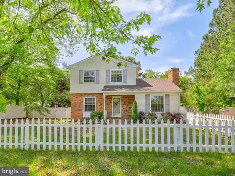 27197 Pinebrook Ter, Hebron, MD 21830