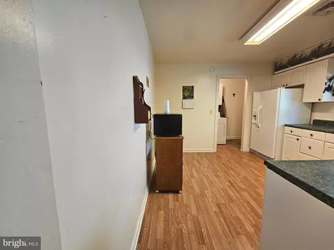 Entry Way - 501 Beaglin Park Dr, Salisbury, MD 21804 photo 1 of 5