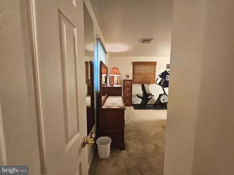 Entry Way - 501 Beaglin Park Dr, Salisbury, MD 21804 photo 5 of 5