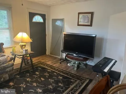 8467 Memory Gardens Ln, Hebron, MD 21830 photo 3