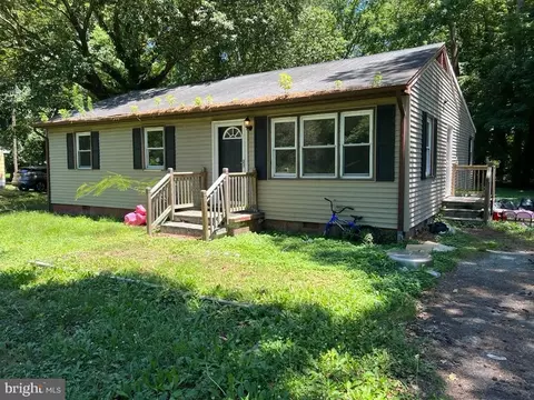 8467 Memory Gardens Ln, Hebron, MD 21830