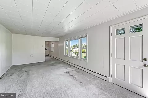 Living - 28065 Log Cabin Rd, Salisbury, MD 21801 photo 2 of 2