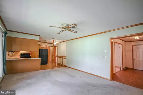 Living - 306 Calvin Dr, Salisbury, MD 21804 photo 5 of 7