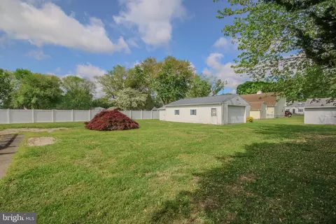 Exterior - 306 Calvin Dr, Salisbury, MD 21804 photo 4 of 7