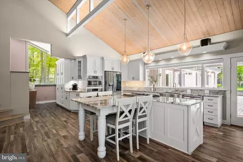 Kitchen - 27016 Edinburgh Ct, Salisbury, MD 21801 photo 2 of 5
