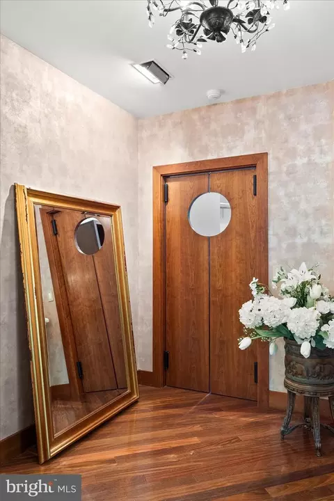 Entry Way - 27016 Edinburgh Ct, Salisbury, MD 21801 photo 5 of 9