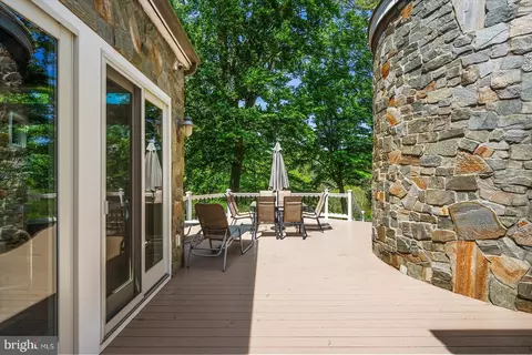Exterior - 27016 Edinburgh Ct, Salisbury, MD 21801 photo 10 of 18