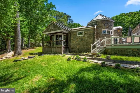 Exterior - 27016 Edinburgh Ct, Salisbury, MD 21801 photo 13 of 18