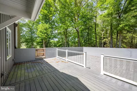 Exterior - 27016 Edinburgh Ct, Salisbury, MD 21801 photo 17 of 18
