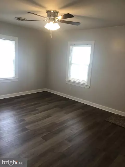 Living - 406 Venton Pl, Salisbury, MD 21804 photo 1 of 1