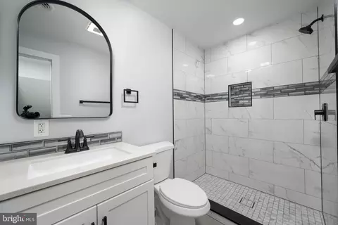 Bath - 4305 Ramblin Rd, Salisbury, MD 21804 photo 1 of 3