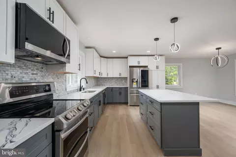 Kitchen - 4305 Ramblin Rd, Salisbury, MD 21804 photo 3 of 3